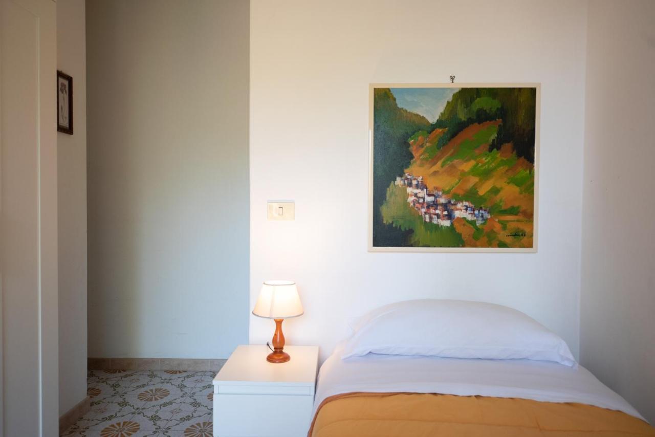 Moschella Guest house *