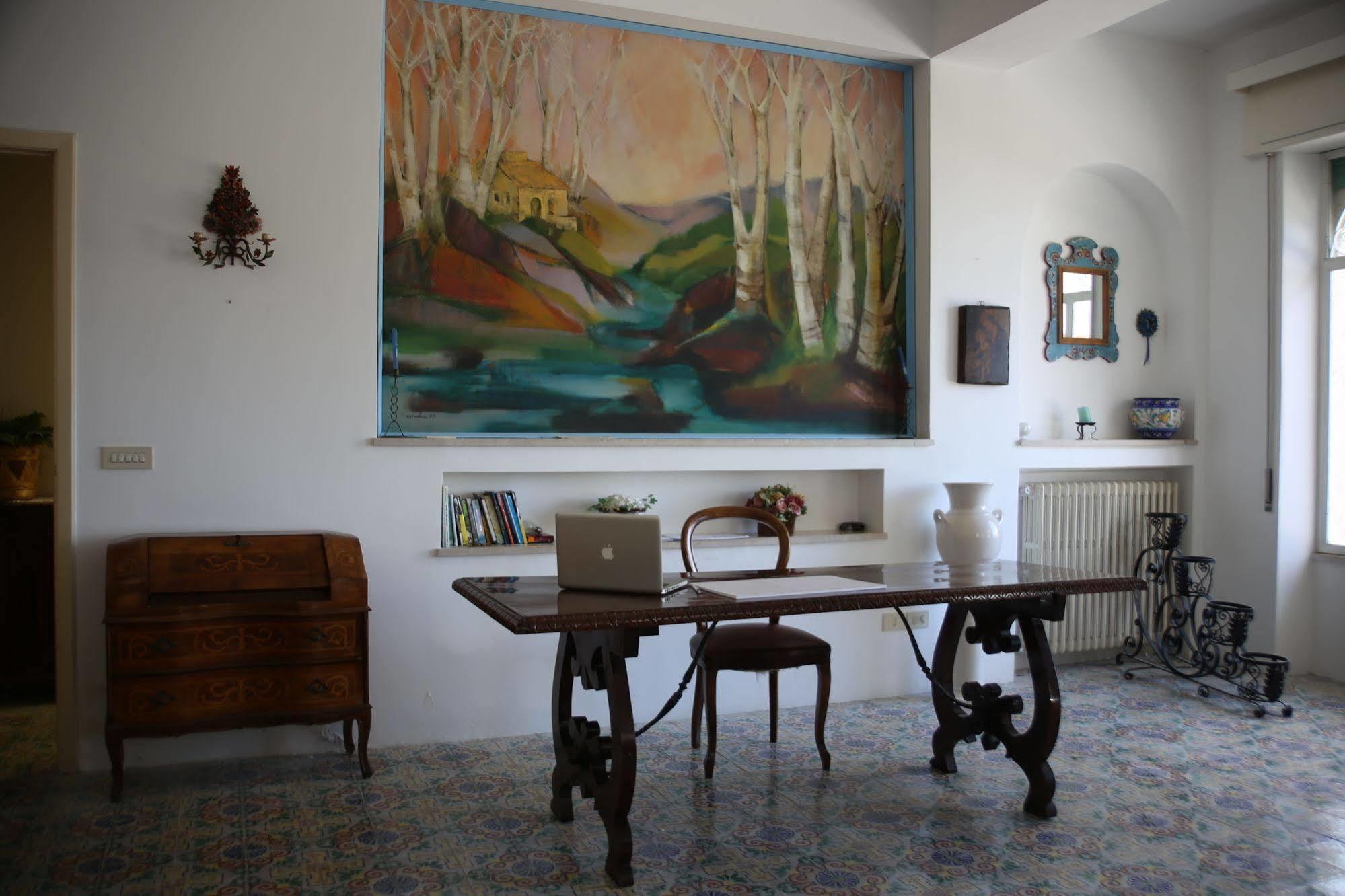 Moschella Guest house